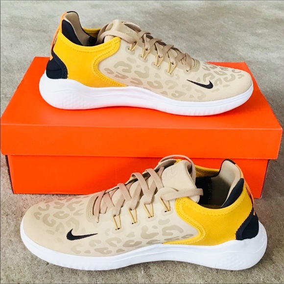 🆕 NIKE Free RN 2018 Running Shoes - Picture 2 of 8